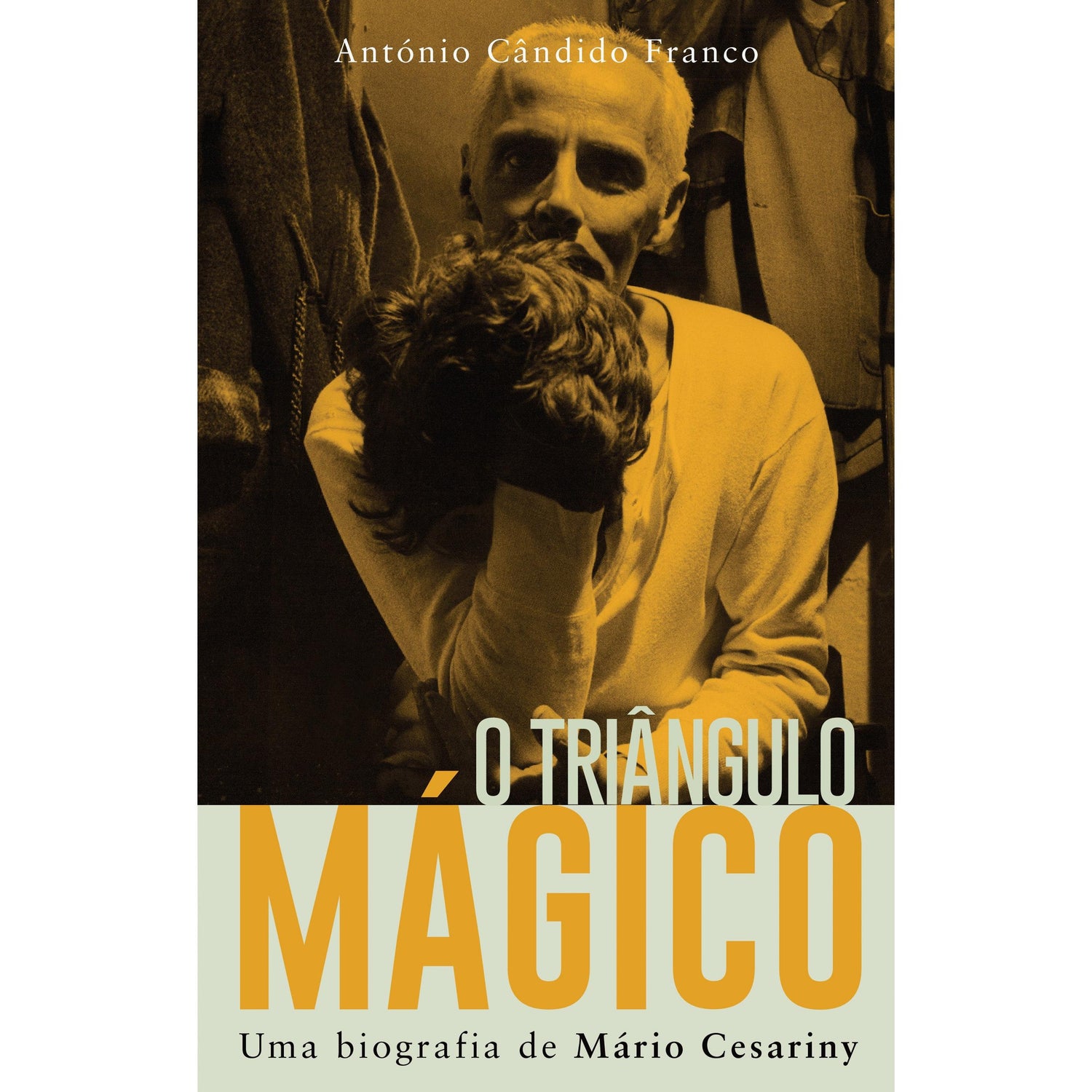 O Triângulo Mágico de António Cândido Franco