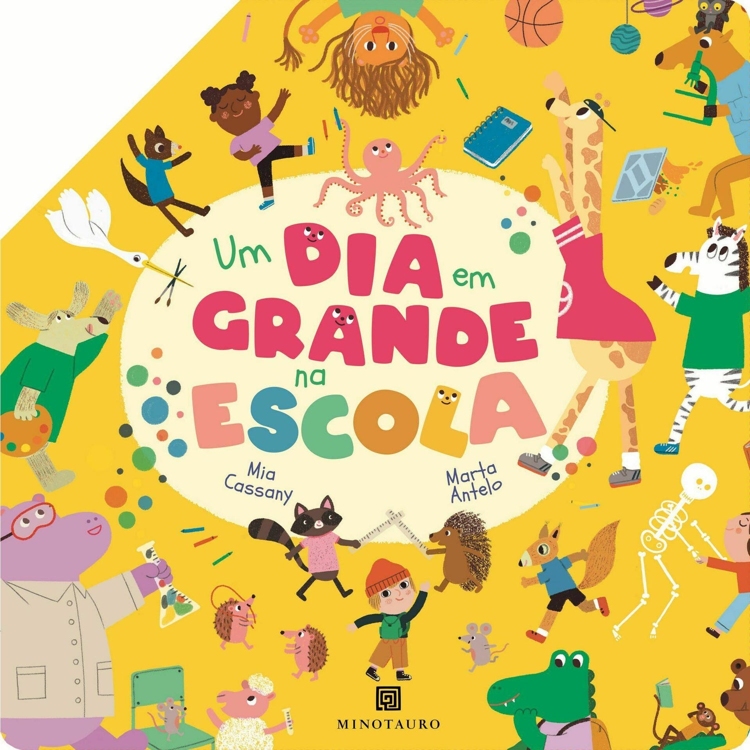 Um Dia em Grande na Escola de Mia Cassany