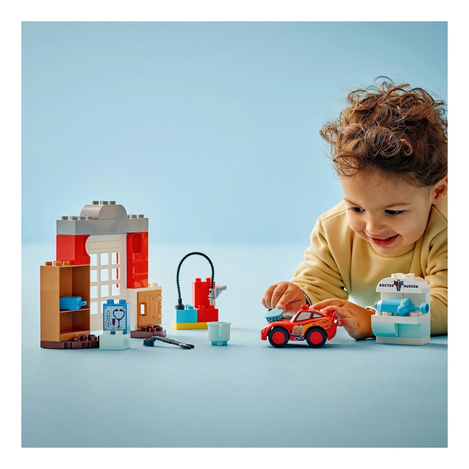 LEGO Duplo - Visita do McQueen à Garagem do Doc - 10456