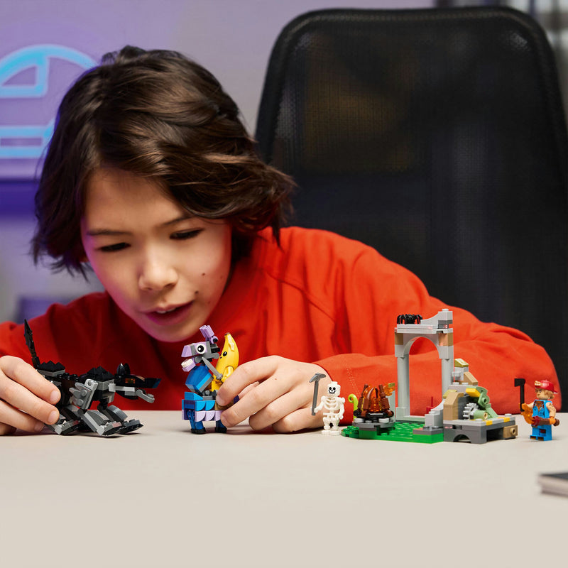 Acampamento De Peely E Sparkplug Lego