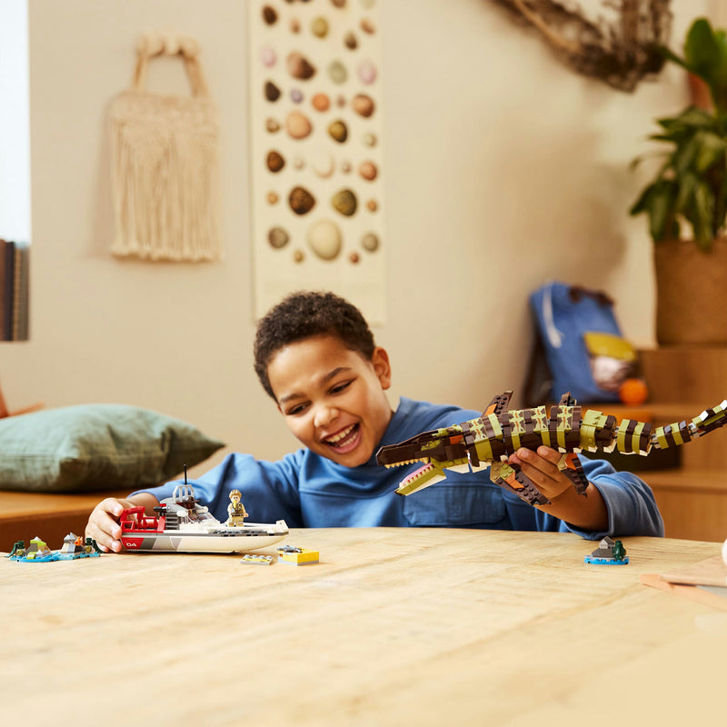 Missão De Barco Com Mosassauro Lego