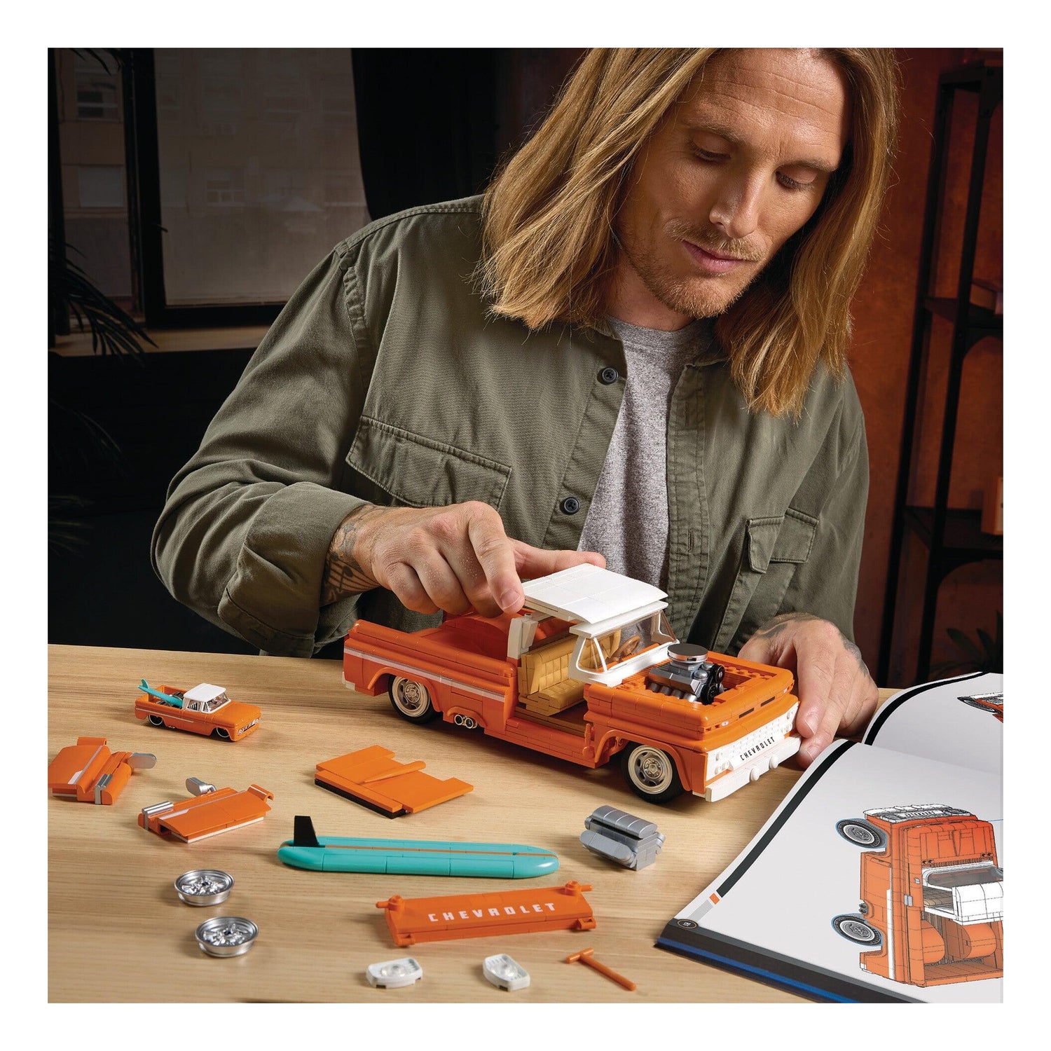 Hot Wheels - Kit de Construção '62 Chevy Pickup 858 Peças