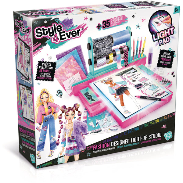 Fashion Designer Studio Com Luz